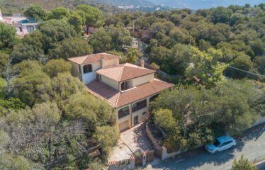 QUARTU SANT’ELENA, CAPITANA: AMPIA VILLA SU 3 LIVELLI
