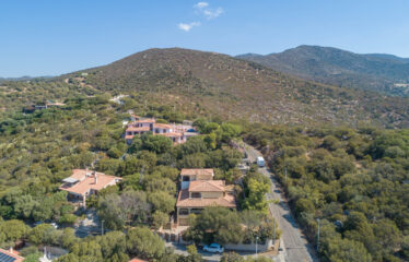 QUARTU SANT’ELENA, CAPITANA: AMPIA VILLA SU 3 LIVELLI
