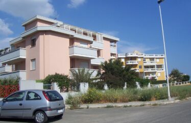 SU PLANU VIA MONTANARU: AMPIO BOX AUTO